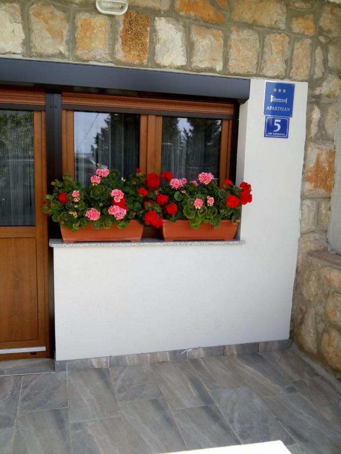Apartment Plitvice Стариград-Пакленица Екстериор снимка